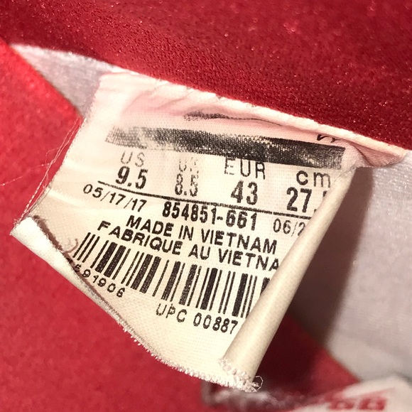 Nike Sb dunk high future court red dream team red 
Size 9.5 - Picture 9 of 14